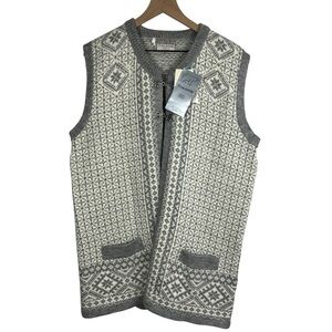NWT Womens Norlender 100% Wool Nordic Gray and Cream Pattern Vest XL Traditional